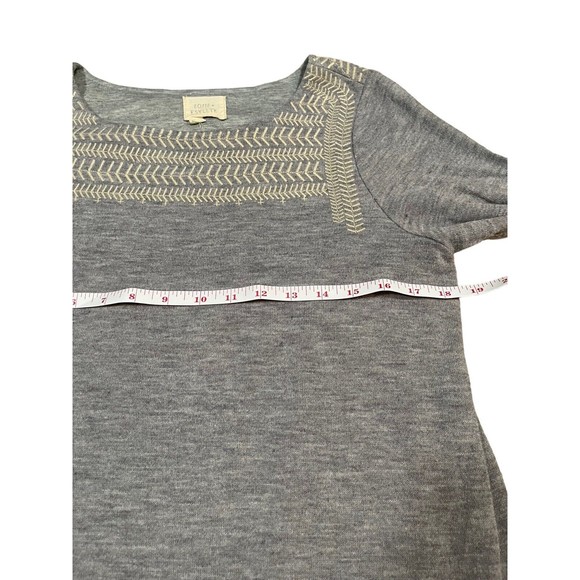 Edme & Esyllte Knit Dress Women's Size Medium Gray‎ Embroidered Pullover - Picture 4 of 7